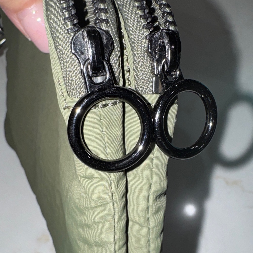 lululemon athletica Olive Wristlet Clutch with Black Strap - Picture 9 of 9